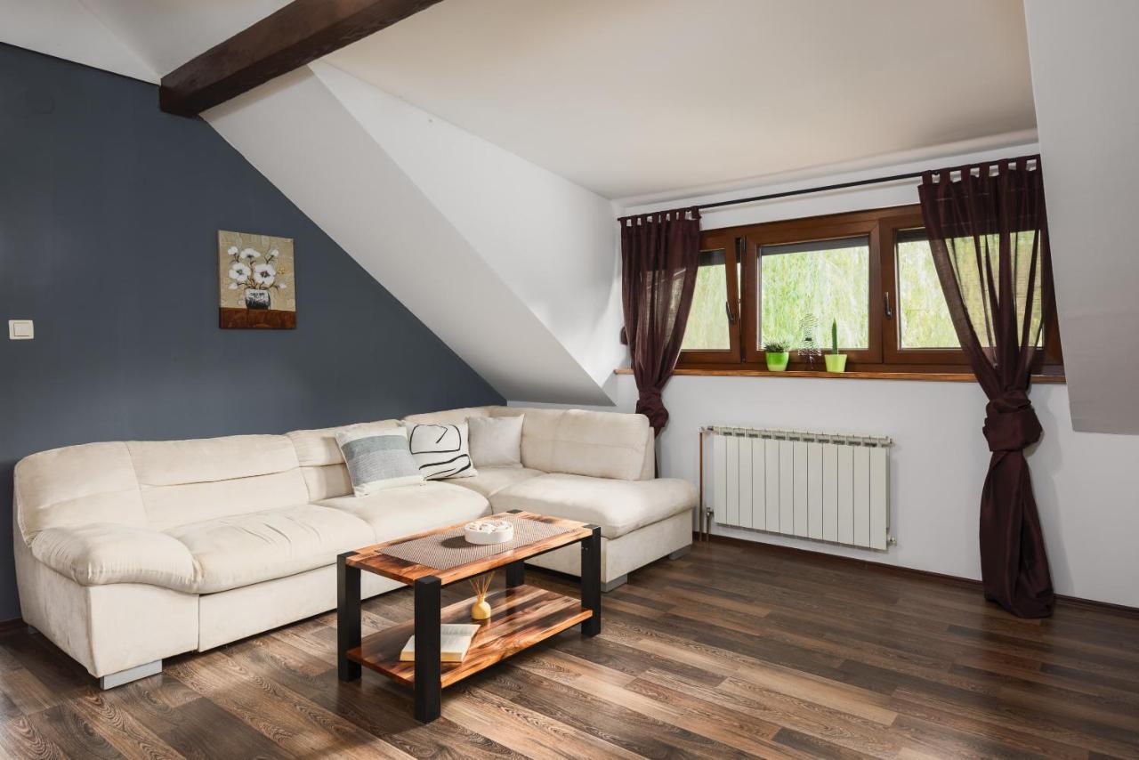 Apartment Mia Слунь Екстер'єр фото