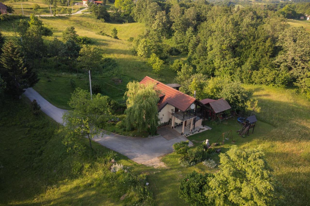 Apartment Mia Слунь Екстер'єр фото