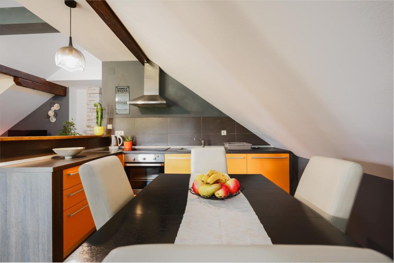 Apartment Mia Слунь Екстер'єр фото