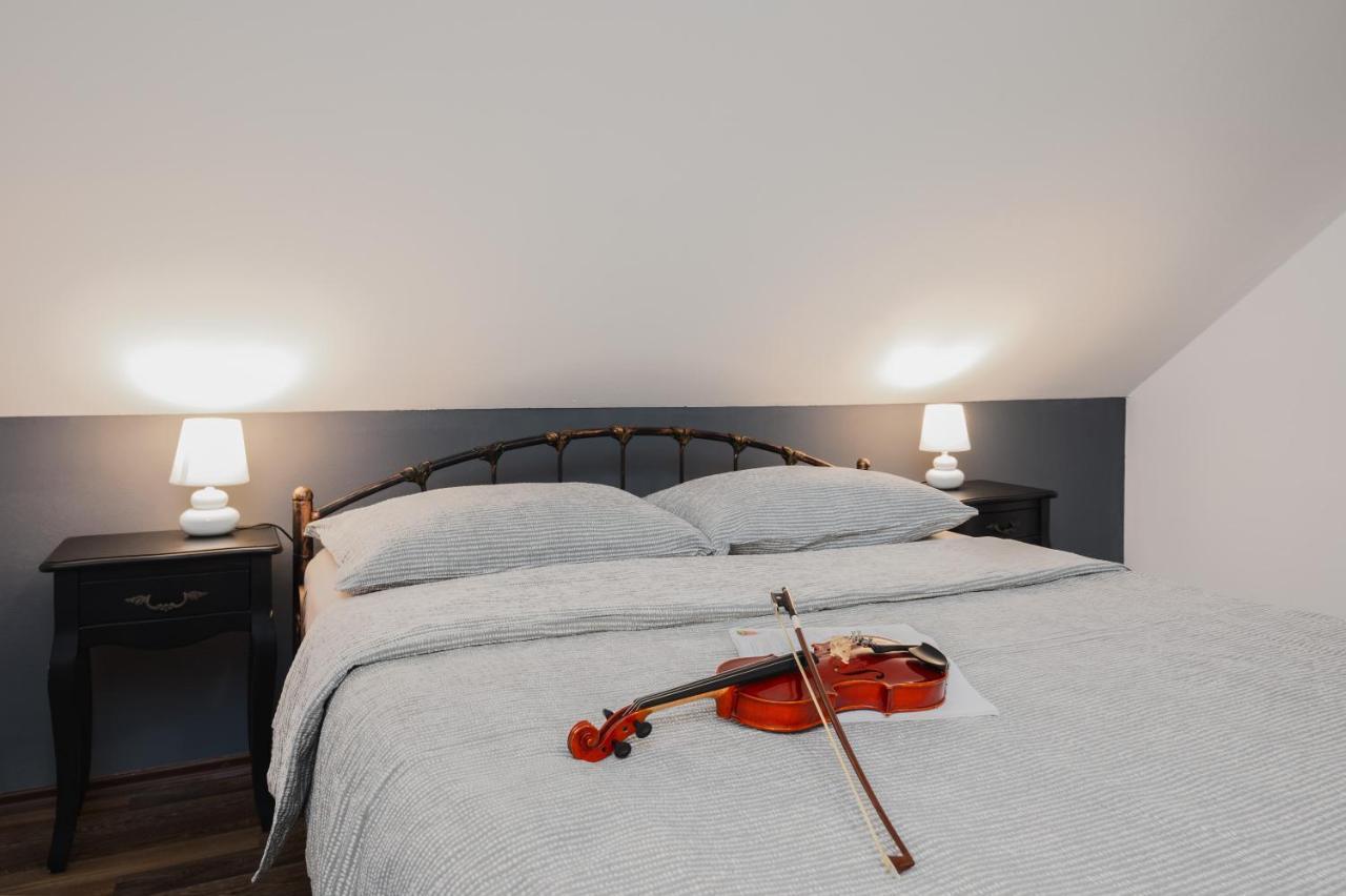 Apartment Mia Слунь Екстер'єр фото