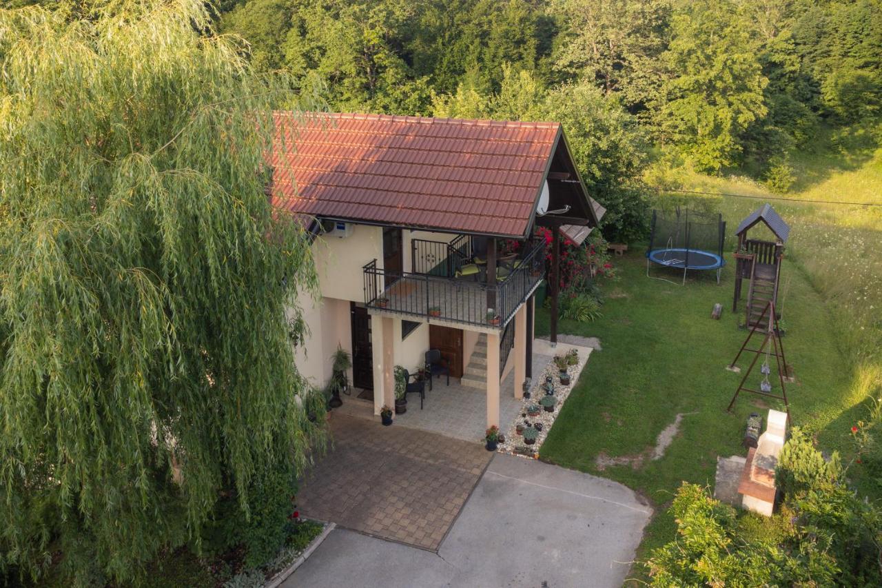Apartment Mia Слунь Екстер'єр фото